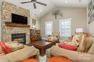 138 Olde Oak Wy, Hendersonville, NC 28792 - Photo 10