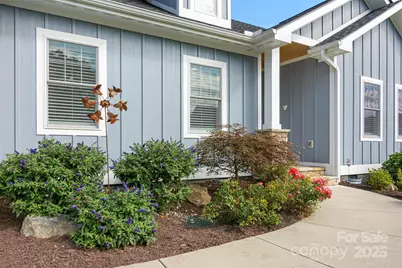 138 Olde Oak Way, Hendersonville, NC 28792 - Photo 6