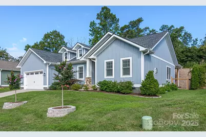 138 Olde Oak Way, Hendersonville, NC 28792 - Photo 4