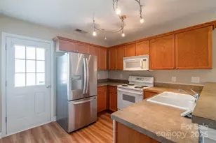 748 Sasha Ct, Rock Hill, SC 29732 - Photo 6