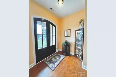 101 Long Meadows Drive, Kings Mountain, NC 28086 - Photo 2