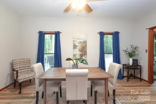 7010 Rock Island Rd, Charlotte, NC 28278 - Photo 8