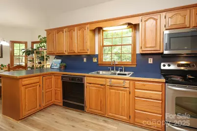 7010 Rock Island Road, Charlotte, NC 28278 - Photo 18