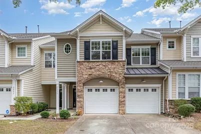 5955 Pale Moss Lane, Charlotte, NC 28269 - Photo 2