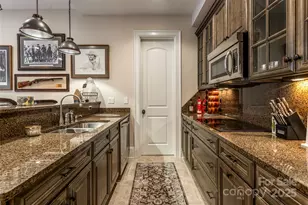 413 Barrington Dr, Asheville, NC 28803 - Photo 38