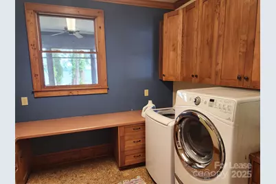 16946 Belle Isle Drive, Cornelius, NC 28031 - Photo 22