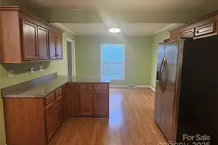 10670 Troutman Rd, Midland, NC 28107 - Photo 8