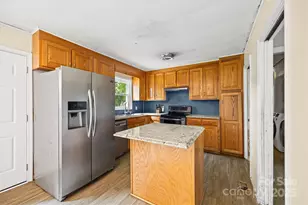 1109 W Edgemont Dr, Lancaster, SC 29720 - Photo 8