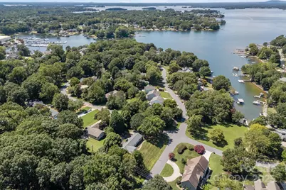 21300 Sandy Cove Road, Cornelius, NC 28031 - Photo 16