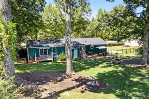 21300 Sandy Cove Rd, Cornelius, NC 28031 - Photo 10