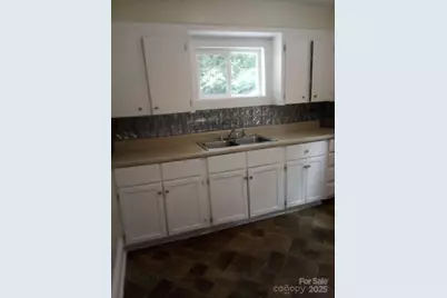 358 N Cleghorn Street, Rutherfordton, NC 28139 - Photo 12