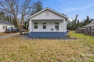 358 N Cleghorn St, Rutherfordton, NC 28139 - Photo 1