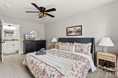 1707 Wilson W Lee Boulevard, Statesville, NC 28677 - Photo 12