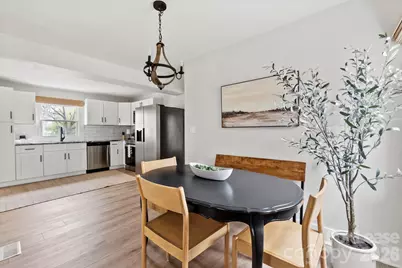 1707 Wilson W Lee Boulevard, Statesville, NC 28677 - Photo 8