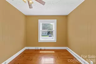 320 W Bingham St, Statesville, NC 28677 - Photo 10