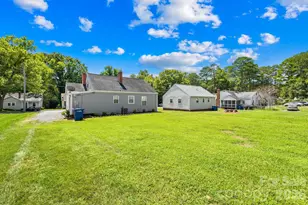 320 W Bingham St, Statesville, NC 28677 - Photo 16