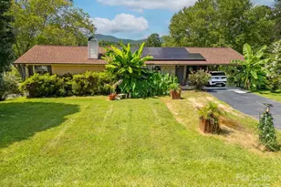 546 N Country Club Rd, Brevard, NC 28712 - Photo 1