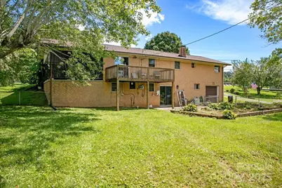 546 N Country Club Road, Brevard, NC 28712 - Photo 28
