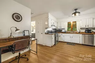 196 Hamburg Mountain Rd, Weaverville, NC 28787 - Photo 8