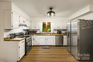 196 Hamburg Mountain Rd, Weaverville, NC 28787 - Photo 6