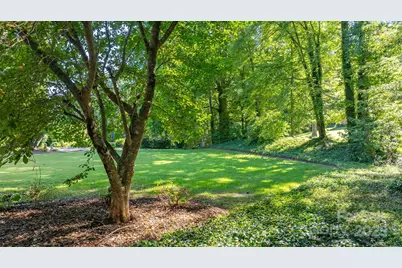 390 Forest Heights Drive, Marion, NC 28752 - Photo 16