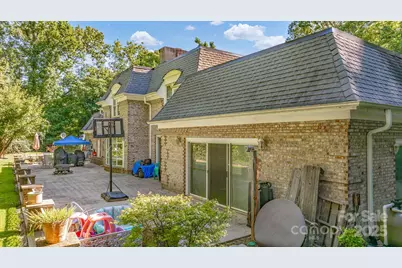 390 Forest Heights Drive, Marion, NC 28752 - Photo 12