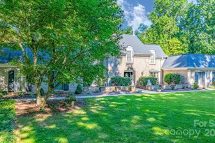 390 Forest Heights Dr, Marion, NC 28752 - Photo 4