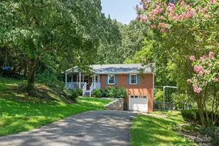 21 Laurel Park Dr, Arden, NC 28704 - Photo 2