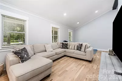 4501 Brookwood Road, Charlotte, NC 28215 - Photo 10