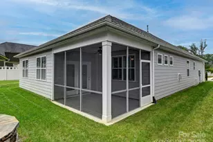 527 Summerfield Pl, Flat Rock, NC 28731 - Photo 26