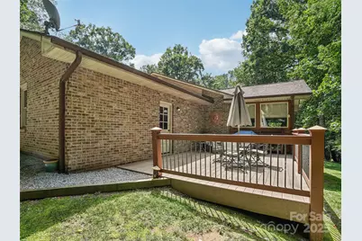 204 Fernwood Drive, Hendersonville, NC 28791 - Photo 32