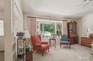 204 Fernwood Dr, Hendersonville, NC 28791 - Photo 10