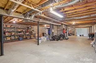 204 Fernwood Dr, Hendersonville, NC 28791 - Photo 30