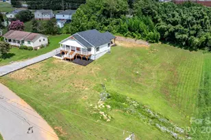 7 Miss Julia Way, Granite Falls, NC 28630 - Photo 4
