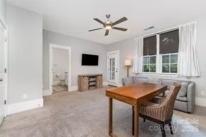 2934 Hillside Springs Drive, Charlotte, NC 28209 - Photo 30