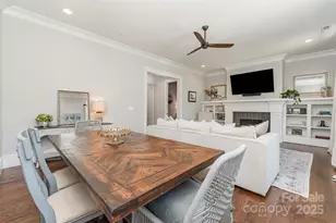 2934 Hillside Springs Dr, Charlotte, NC 28209 - Photo 14