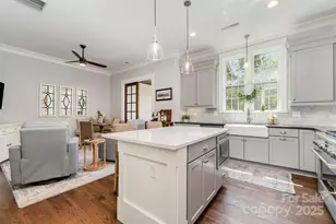 2934 Hillside Springs Dr, Charlotte, NC 28209 - Photo 4