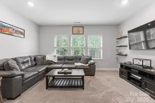 11228 Wooded Saddle Rd, Charlotte, NC 28216 - Photo 32