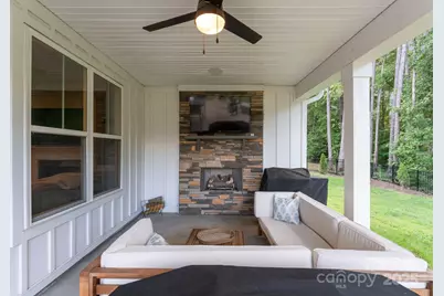 11228 Wooded Saddle Road, Charlotte, NC 28216 - Photo 38