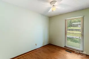 153 Elkwood Ave, Asheville, NC 28804 - Photo 20