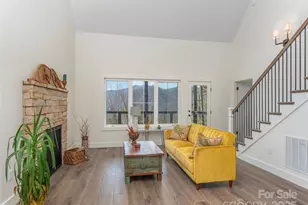 410 Dream Valley Dr, Clyde, NC 28721 - Photo 10