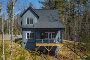 410 Dream Valley Dr, Clyde, NC 28721 - Photo 12