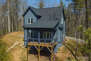 410 Dream Valley Dr, Clyde, NC 28721 - Photo 24