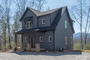 410 Dream Valley Dr, Clyde, NC 28721 - Photo 1