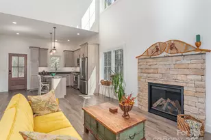 410 Dream Valley Dr, Clyde, NC 28721 - Photo 8