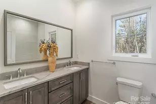 410 Dream Valley Dr, Clyde, NC 28721 - Photo 20