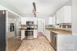 200 Sidney Ct, Monroe, NC 28110 - Photo 6