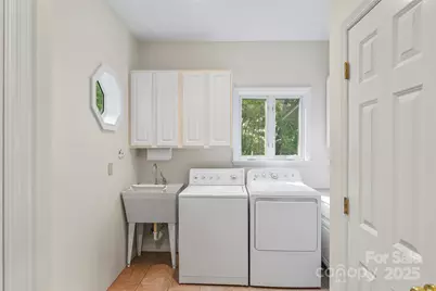 506 Kings Ridge, Asheville, NC 28804 - Photo 24