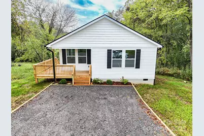 10 Neil Price Avenue, Black Mountain, NC 28711 - Photo 2