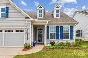 10400 Superb Ln, Charlotte, NC 28215 - Photo 2